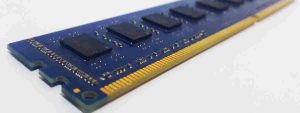 JVM options to allocate memory - image of computer memory chip